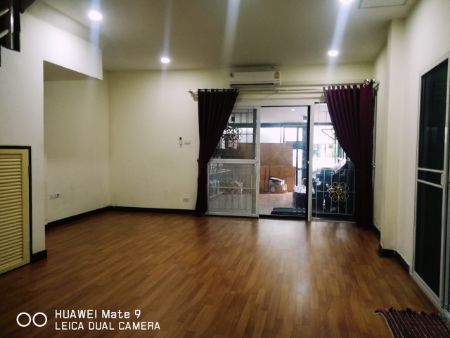 ขาย บ้านแฝด ต่อเติมเต็มพื้นที่ 200 ตรม. 36 ตร.วา ทรัพย์ธานี5 คลอง8 ธัญบุรี รูปที่ 4