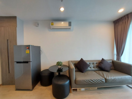 ขาย คอนโด ห้องสวย พร้อมเฟอร์ ไอดีโอ วุฒากาศ แบบ 1 นอน ใกล้บีทีเอส วุฒากาศ รูปที่ 2