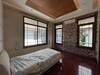 รูปย่อ Luxury Single house for rent on Pattanakan Road near clubhouse 4 bedroom with Nice garden รูปที่6