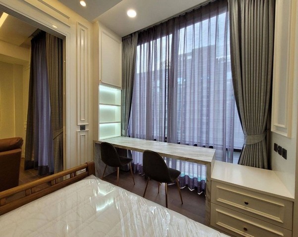 The luxurious unit available!!! 1bedroom at Muniq langsuan รูปที่ 1