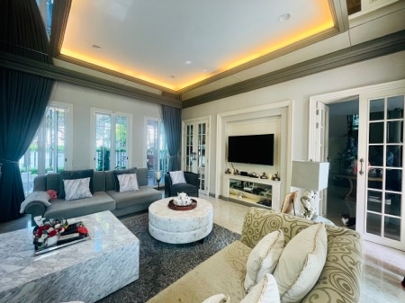 ขาย บ้านเดี่ยว GRANADA ปิ่นเกล้า เพชรเกษม 685 ตรม. 177.8 ตร.วา คฤหาสน์หรู Ultra Luxury ตกแต่งแล้ว เอกสิทธิ์เฉพาะคุณ รูปที่ 3