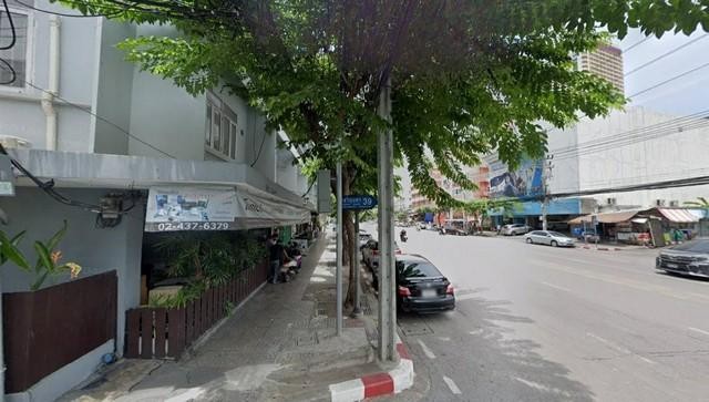 PO158 ขาย ที่ดิน พร้อม บ้านไม้ เจริญนคร 39 บางลำภูล่าง เขตคลองสาน รูปที่ 1