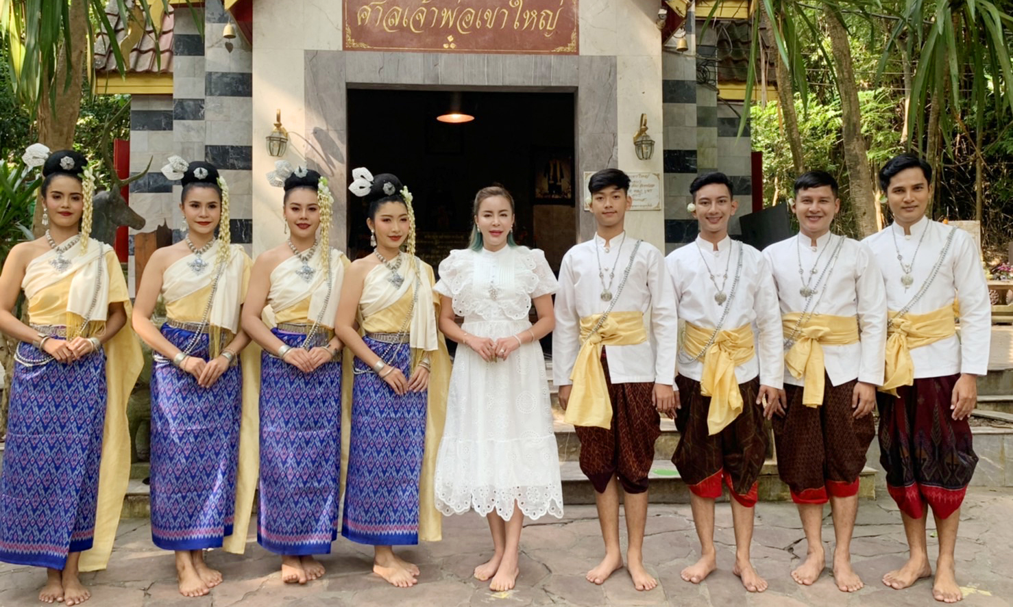 บริการรำแก้บน ศาลเจ้าพ่อเขาใหญ่ โคราช ปากช่อง รูปที่ 3