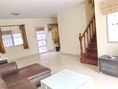 ม.ลาดกระบัง ศรีวารีน้อย ม.หัวเฉียว 2ชั้น 3นอน 2จอดรถ 20ตรว. ให้เช่าบ้าน 