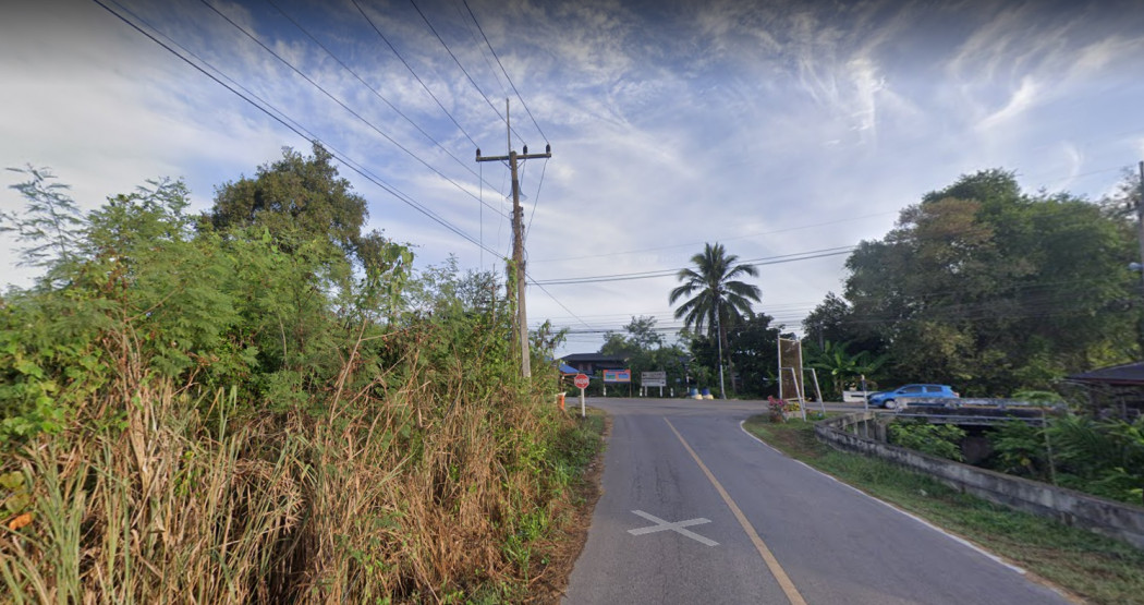 ขายที่ดินสวยติดถนนลาดยาง 2 ด้าน หน้ากว้าง 115 เมตร เนื้อที่ 327 ตรว คุ้งน้ำวน เมืองราชบุรี เหมาะปลูกบ้านขาย รีสอร์ท ที่ดินแบ่งขาย รูปที่ 3
