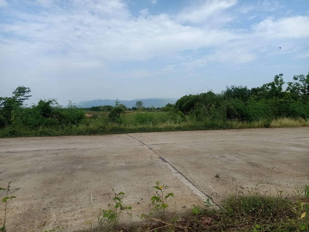 ขายที่ดินสวยราคาถูก บรรยากาศดีมาก ใกล้อบต.น้ำร้อน เนื้อที่ 10 ไร่ 2 งาน เหมาะปลูกบ้าน รีสอร์ท ที่ดินแบ่งขาย รูปที่ 6