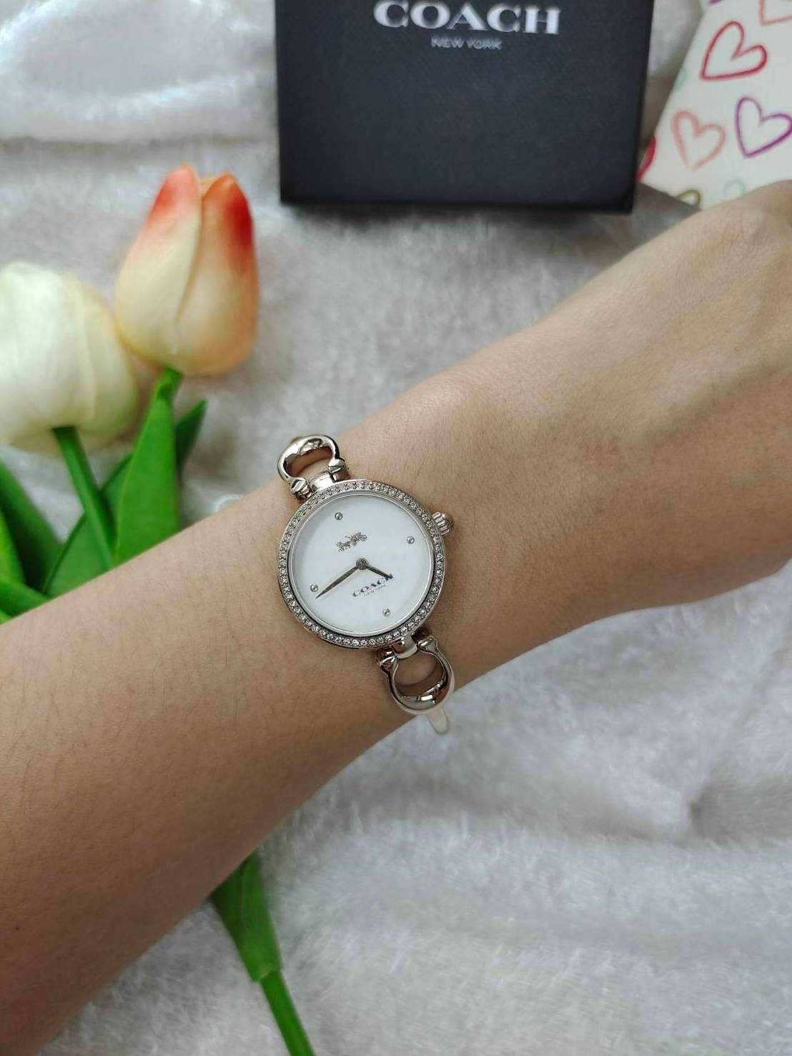 ประกันศูนย์ไทย COACH รุ่น CO14503447 นาฬิกาข้อมือสำหรับผู้หญิง สีโรสโกลด์ ขนาดหน้าปัด : 26 มม. รูปที่ 4