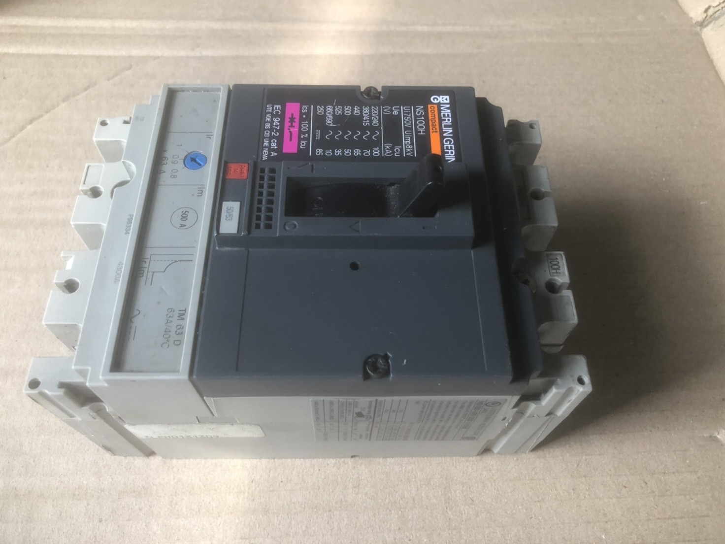 ขาย เมน เบรกเกอร์ Main Breaker Merlin Gerin รุ่น NS100H 63A แอมป์ มือสอง รูปที่ 3