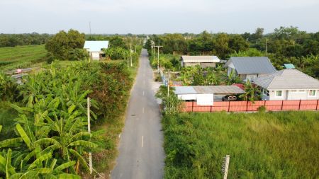 ขาย ที่ดิน ฟรีค่าโอนคลอง9 240 ตร.วา น้ำไม่ท่วม ถนนสาธารณประโยชน์กว้าง 8 เมตร รูปที่ 4