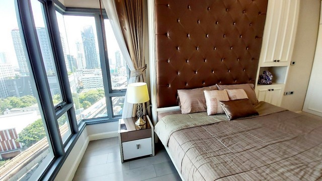 A Luxurious unit available now!!! at The Crest Sukhumvit34 รูปที่ 1