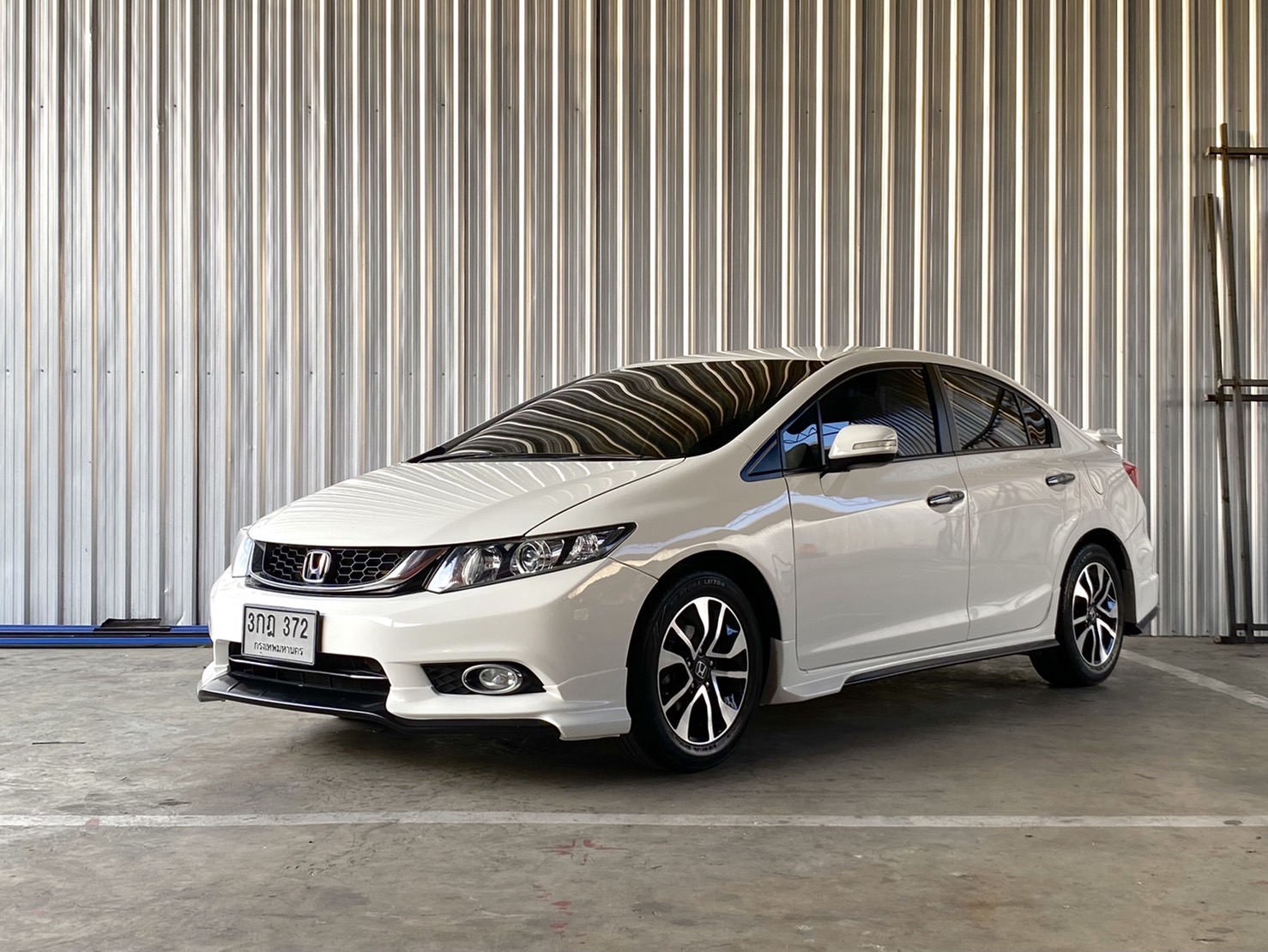Honda Civic FB 1.8 E i-VTEC 2014 รูปที่ 1