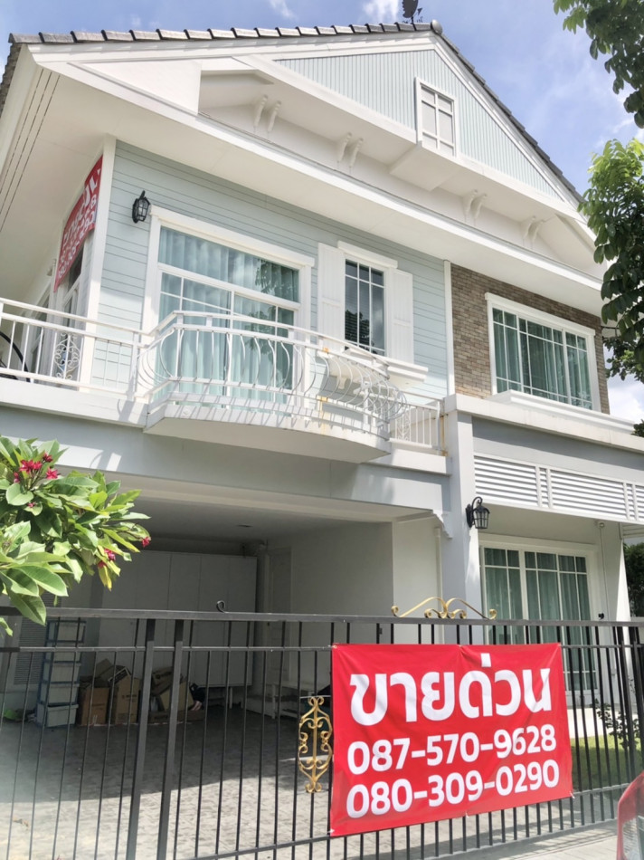 บ้านเดี่ยว พร้อมเฟอร์ โลเคชั่นดีมาก ติดคลับ เจ้าของฝรั่งกลับประเทศ Ready to move in! The best location closed to Master club รูปที่ 1