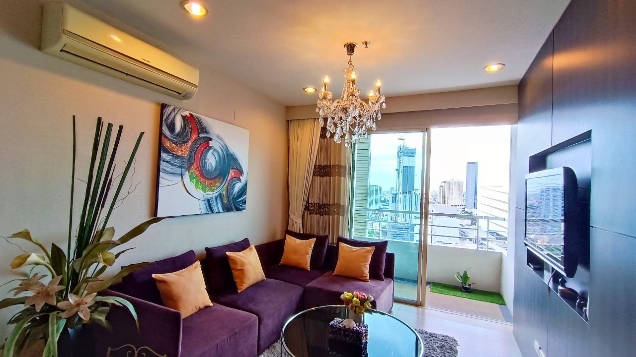 ขายถูก คอนโด 2 ห้องนอน ใกล้ BTS ใกล้ ICONSIAM เดอะไลท์เฮ้าส์ สาทร-เจริญนคร The Light House Condo รูปที่ 1