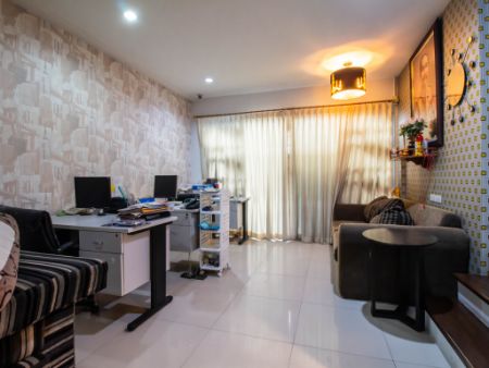 ขาย ทาวน์โฮม Autumn Residence เพชรเกษม 114 พื้นที่ 170 ตรม. 20.8 ตร.วา ใกล้ถนนเพชรเกษม ตกแต่สวย พร้อมอยู่ เหมาะทำออฟฟิศ รูปที่ 3
