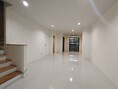 ให้เช่า ทาวน์โอม2ชั้น   บ้านกล้วย-ไทรน้อย  บางบัวทอง โปรโมชั่น  8000 บาท