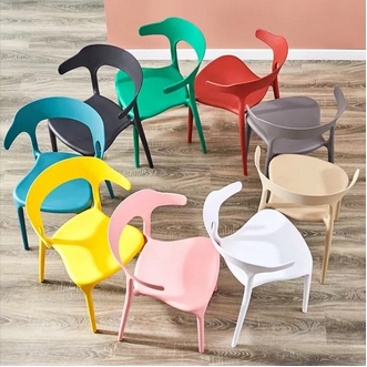 เก้าอี้พลาสติก เก้าอี้มินิมอล พนักพิงโค้ง รับกับสรีระ 38x43x74.5 cm เก้าอี้กินข้าว เก้าอี้ทำงาน เก้าอี้คาเฟ่ รูปที่ 1