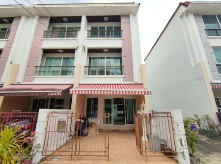 ขาย ทาวน์โฮม บ้านกลางเมือง เอสเซนส์ สาทรตากสิน 2 Baan KlangMuang SSense SathornTaksin 80 ตรม. 20 ตร.วา ตกแต่งใหม่ พร้อมเข้าอยู่ รูปที่ 1