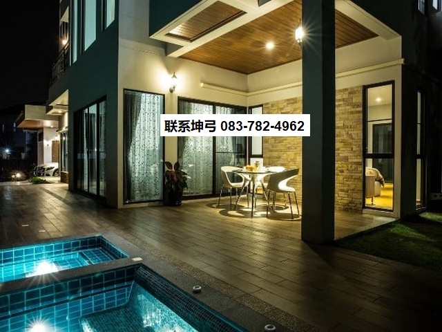 RENT บ้านหรู 3 ชั้น  area Rama 9  พร้อมสระว่ายน้ำส่วนตัว  6 bedrooms 9 toilets เฟอร์นิเจอร์ครบ รูปที่ 1