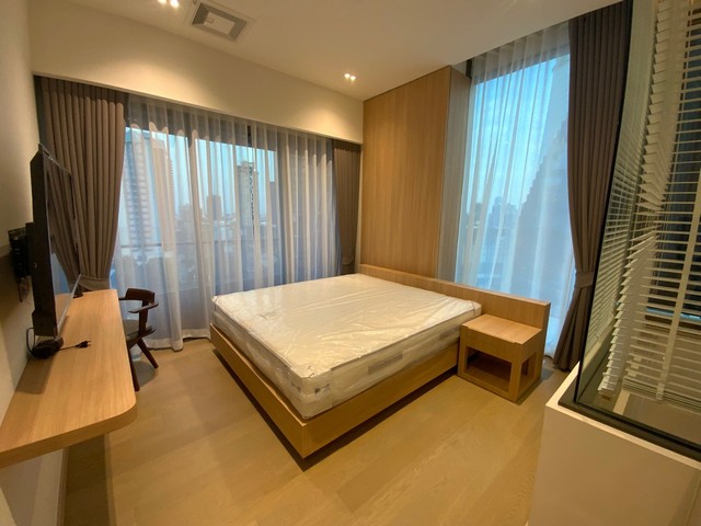 Nice Decorated unit available!!! at The Strand Thonglor, near BTS Thonglor รูปที่ 1