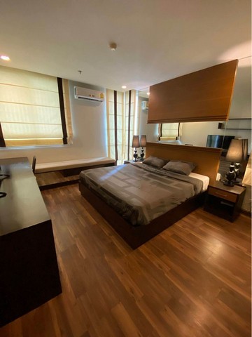 A beautiful residence available now!!! at The Rajdamri Serviced Residence รูปที่ 1