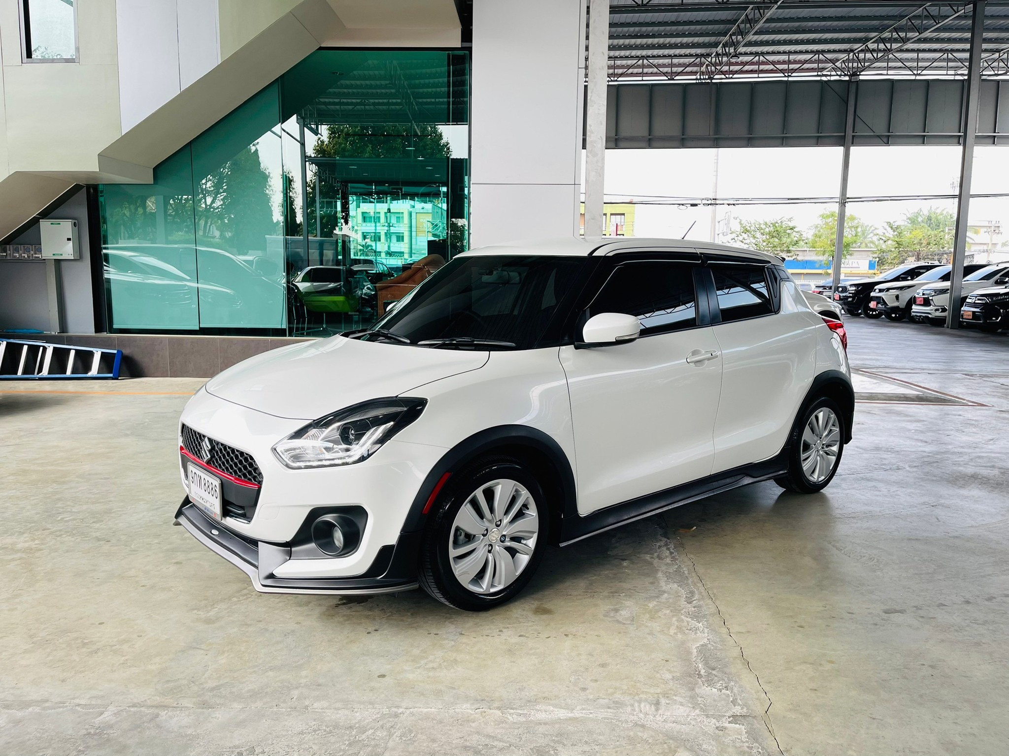 SUZUKI SWIFT 1.2GL Hatchback Auto รถปี 19 จด 20 รูปที่ 1