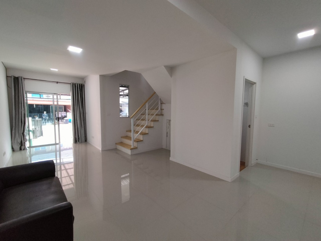 ให้เช่า ทาวน์โฮม บ้านสวยมาก พฤกษา155 ธัญบุรี2 90 ตรม. 18 ตร.วา เดินทางสะดวกมาก รูปที่ 5