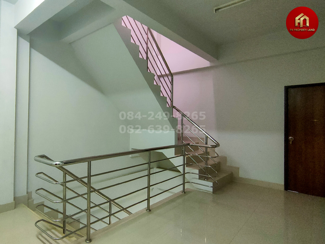ขายด่วน อาคารพาณิชย์ 3 ชั้นครึ่ง ทำเลธุรกิจ ใจกลางเมืองชุมพร 23.4 ตร.ว. ติด ถ.กรมหลวงชุมพร ตรงข้าม รพ.ชุมพรเขตรอุดมศักดิ์ รูปที่ 5