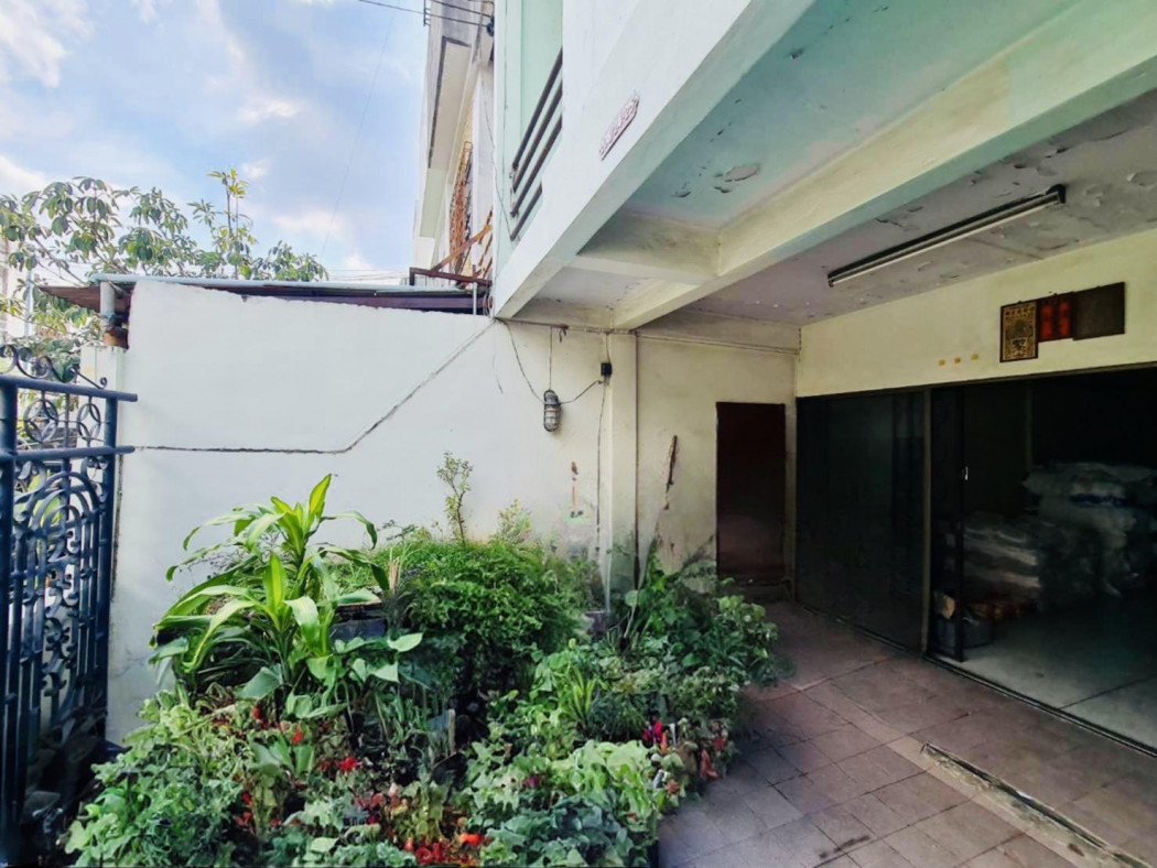ขาย ทาวน์โฮม 2 ชั้น หมู่บ้านร่มโพธิ์ 1 220 ตรม. 40 ตร.วา 4 ห้องนอน 2 ห้องน้ำ ใกล้ BTS บางนา รูปที่ 7