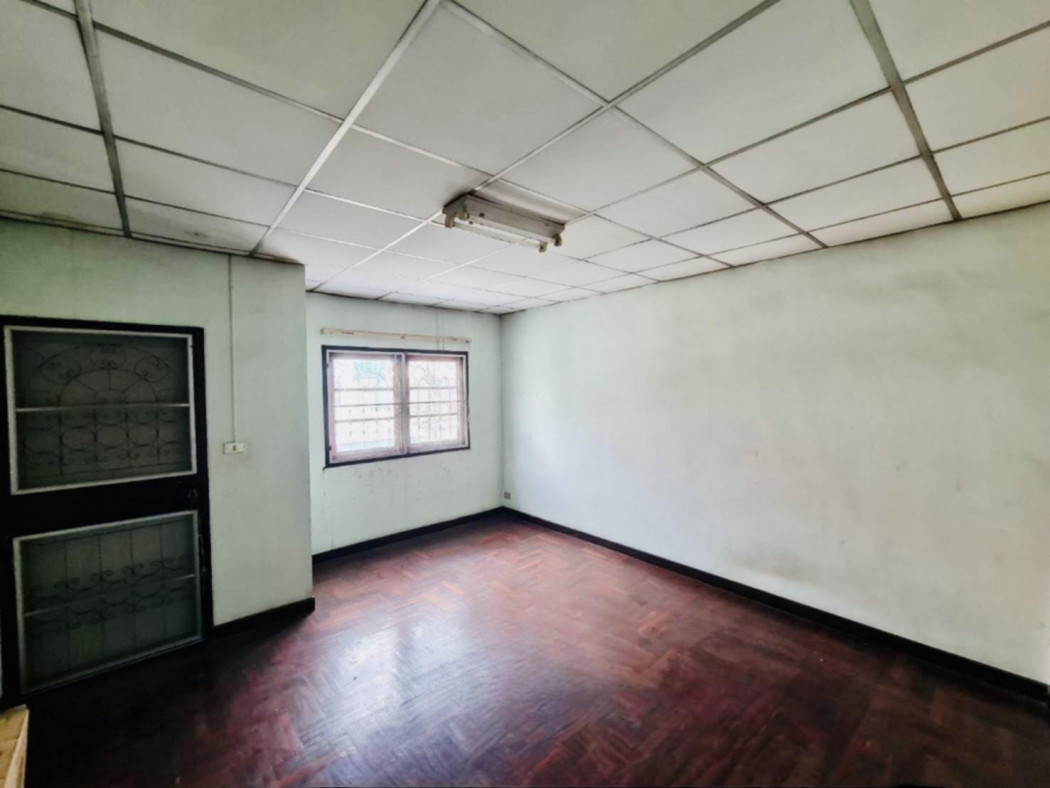 ขาย ทาวน์โฮม 2 ชั้น หมู่บ้านร่มโพธิ์ 1 220 ตรม. 40 ตร.วา 4 ห้องนอน 2 ห้องน้ำ ใกล้ BTS บางนา รูปที่ 8