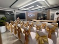 ให้เช่าเก้าอี้เบาะนวมคลุมผ้าแบบตึงผูกโบว์สีทอง บริการทั่วไทยราคาถูกโทร 085-8125157