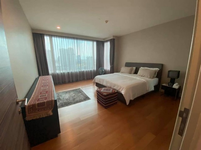 3 bedrooms unit available!!! at Watermark Chaophaya รูปที่ 1