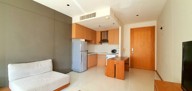 A beautiful 1bedroom available for sale!!! at Emporio Place 24 รูปที่ 1