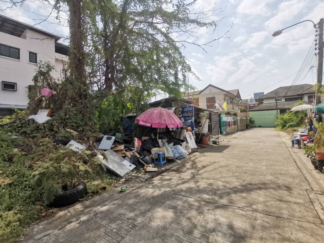 ขาย ที่ดิน ซอยลาดพร้าว 31 ขนาด 51 ตร.วา ใกล้ MRT ลาดพร้าว ทำเลหายาก แปลงสี่เหลี่ยมสวย เหมาะสร้างบ้าน โฮมออฟฟิศ รูปที่ 5