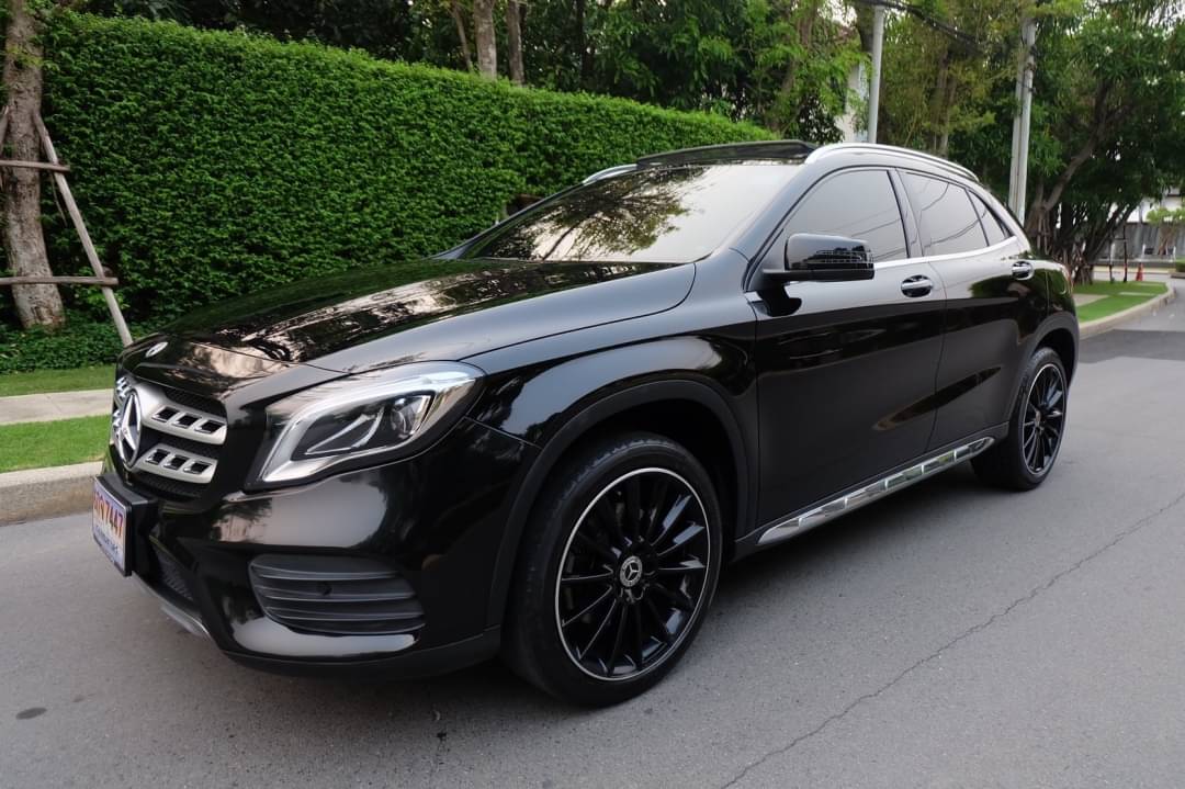 Mercedes Benz GLA250 AMG Facelift ปี2018 รูปที่ 1