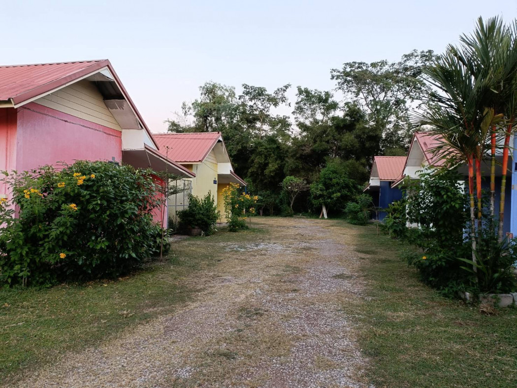 ขาย อพาร์ทเม้นท์ 8 หลัง พร้อมบ้านชั้นเดียว 1500 ตรม. 1 ไร่ 77 ตร.วา อุดรธานี รูปที่ 3