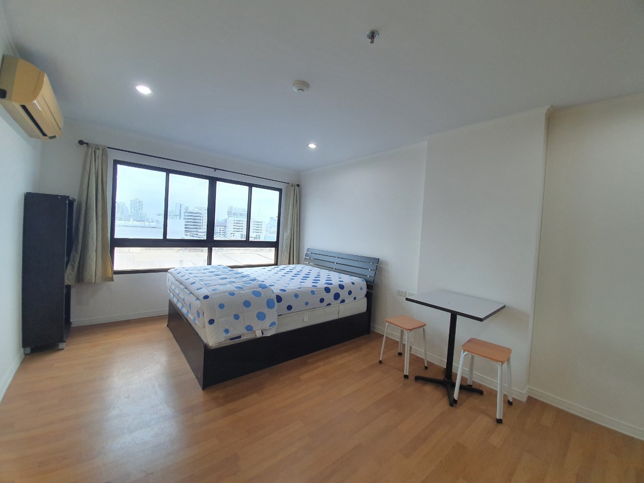 ขายด่วน ๆ Condo. ลุมพินี เพลส พระราม 3 - ริเวอร์วิว Lumpini Place Rama III - Riverview HOT DEAL! รูปที่ 1