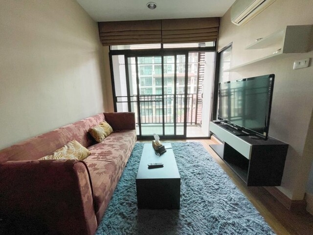 ขายด่วน ราคาต่ำกว่าตลาด!!! Condo Baan Navatara (คอนโดบ้านนวธารา) รูปที่ 1