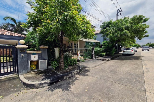ขายบ้านเดี่ยว โครงการศุภาลัย พาร์ควิลล์ ถนนร่มเกล้า, มีนบุรี PTT13002 รูปที่ 1