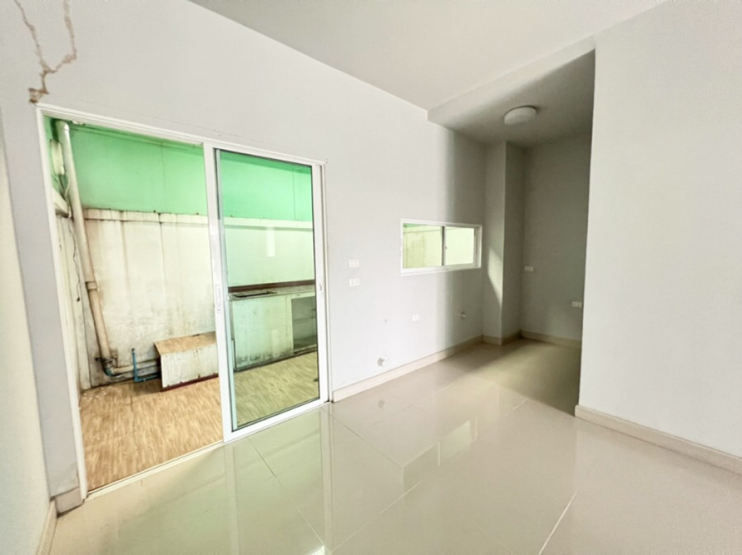 ขาย ทาวน์โฮม หลังมุม City Sense Ramintra 110 ตรม. 19 ตร.วา ใกล้รถไฟฟ้าสถานีบางชัน รูปที่ 5