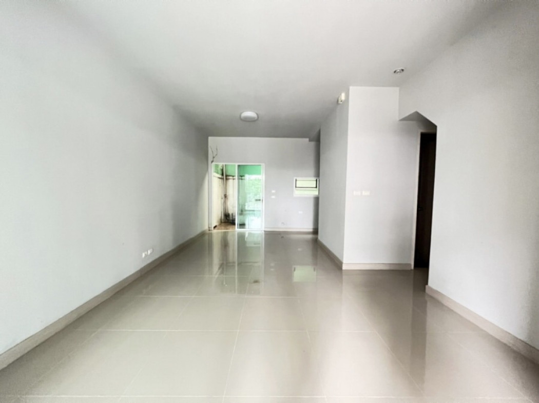 ขาย ทาวน์โฮม หลังมุม City Sense Ramintra 110 ตรม. 19 ตร.วา ใกล้รถไฟฟ้าสถานีบางชัน รูปที่ 3