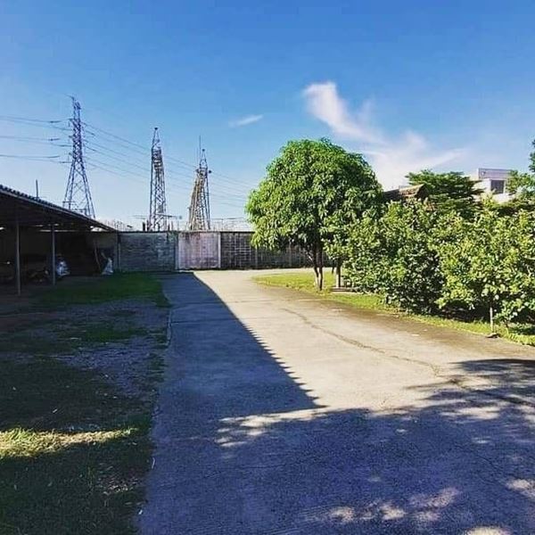 ขายโรงงาน อำเภอกระทุ่มแบน จังหวัดสมุทรสาคร พื้นที่ใช้สอยกว่า 4,400 ตรม บ้านขนาดใหญ่ 2 ชั้น คุ้มแสนคุ้ม โทร 0619419639 รูปที่ 5