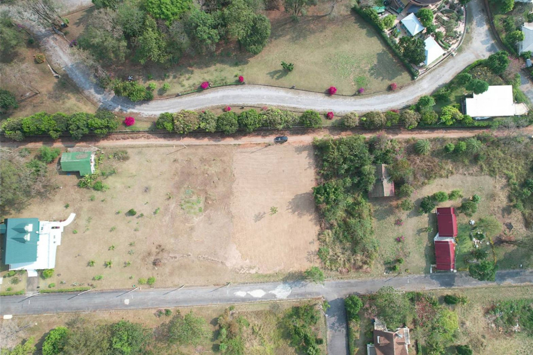 ขายที่ดินเขาใหญ่ 200 ตรว. ราคาถูกๆ เขตพญาเย็น ปากช่อง ที่ดินสวยติดภูเขา วิวสวย บรรยากาศดีมาก ใกล้มอเตอร์เวย์สาย 6 รูปที่ 6
