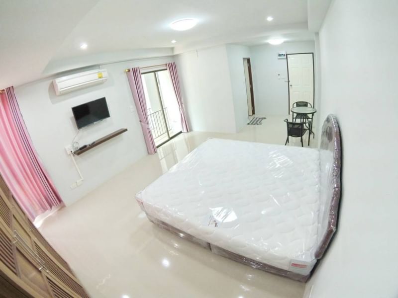 อพาร์ทเม้นท์ 3 ชั้น #โซนท่าศาลา #เมืองเชียงใหม่ #ขายพร้อมผู้เช่ารับรายได้เดือนละ24,000 บาท รูปที่ 1