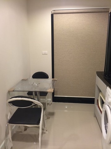 Zenith Place Sukhumvit 42 convenient peaceful 8th floor BTS Ekkamai รูปที่ 1