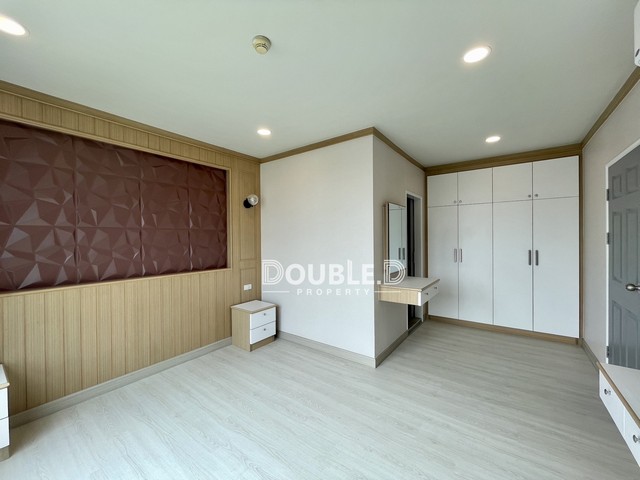 Life @ Phahon18 2 bedrooms MRT kampaengphet sale 5.3 mb Tel : 082-626-8246 รูปที่ 1