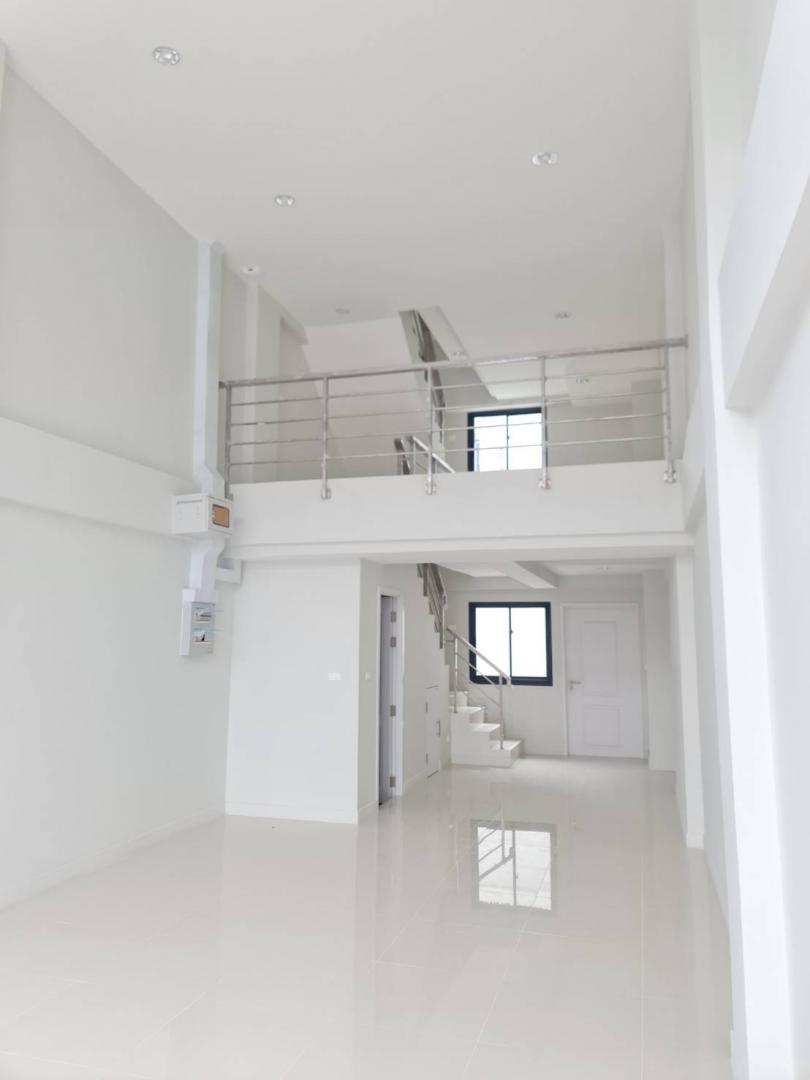 ให้เช่าอาคารพาณิชย์ 4 ชั้น มาสเตอร์ @ อ่อนนุช  มีลิฟท์ 4 ห้องน้ำ พื้นที่ใช้สอย 250 ตารางเมตรThe Master The Master @ BTS Onnut – Pattanakarn  รูปที่ 1