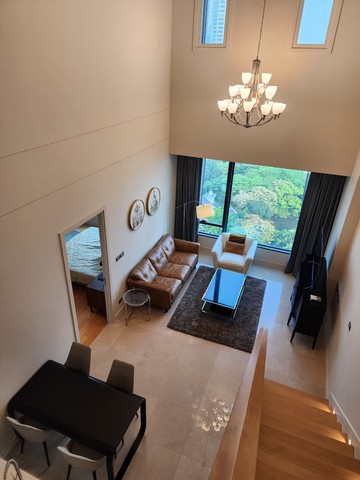 For Rent - Sindhorn Residence (สินธร เรสซิเดนซ์) Duplex, 2 Beds 2 Baths ,with bathtub รูปที่ 1