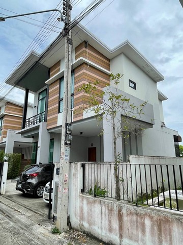 ขายบ้านเดี่ยว หมู่บ้านCUBIC ติดถนนเลียบคลอง5 คลองหลวง ม.4 ขนาด37ตรว. รูปที่ 1