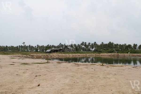 ขายที่ดินติดทะเล ทำเลสวย หาดบ้านกรูด ด้านหลังติดเขา เดินลงชายหาดเพียง 100 เมตร รูปที่ 4