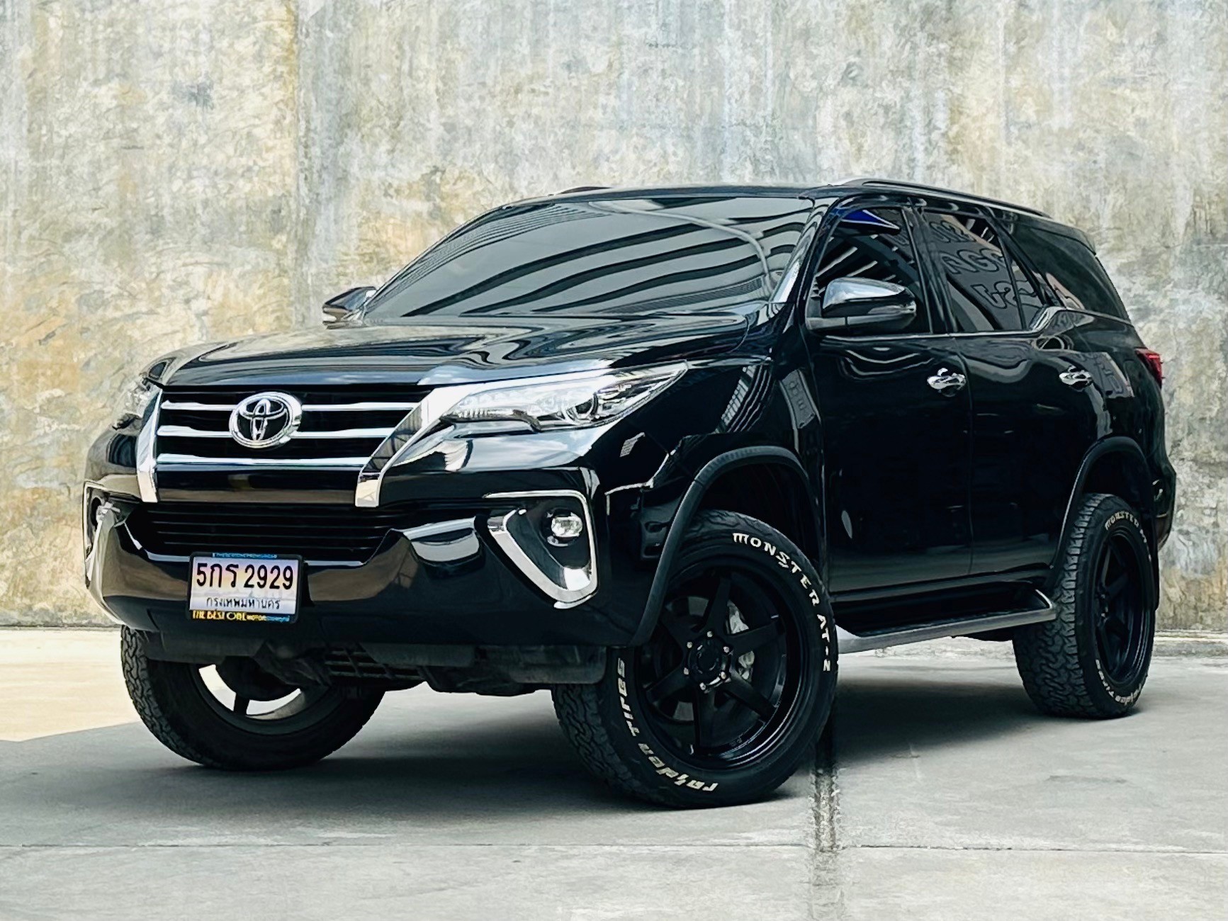 Toyota Fortuner 2.4 V ZIGMA 4WD AT ปี 2019 รูปที่ 1